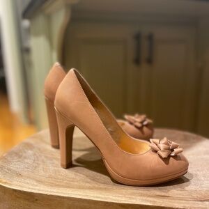 Anthropology Miss Albright all leather shoes tan size 8, narrow 7.5